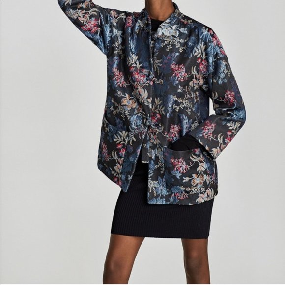 Zara Jackets & Blazers - Zara mandarin toggle button jacquard blazer M